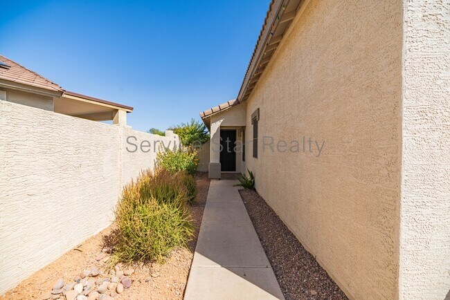 4052 S Shady Ct Gilbert, AZ 85297 photo 3