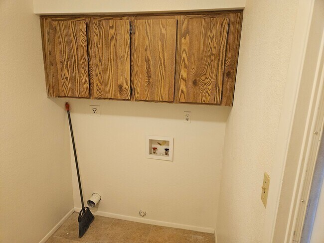 1237 N Granite Reef Rd Scottsdale, AZ 85257 photo 2
