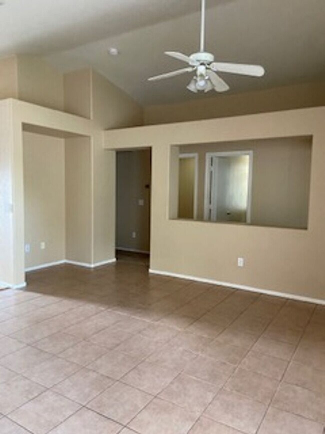 2316 E Hawken Way Chandler, AZ 85286 photo 2