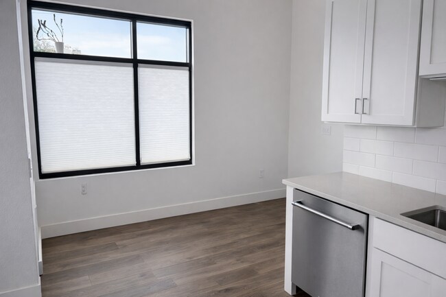 10300 San Pablo Ave El Cerrito, CA 94530 photo 5