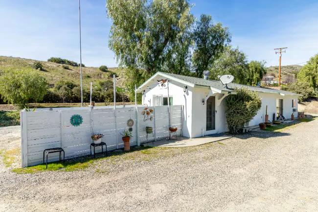 45491 Sage Rd Aguanga, CA 92536 photo 2