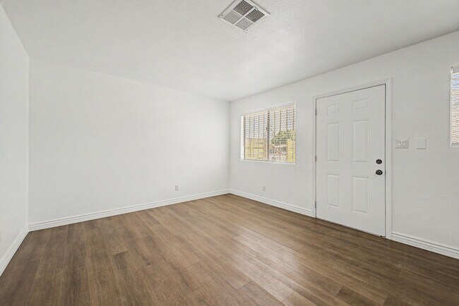 1438 E Adams St Phoenix, AZ 85034 photo 5