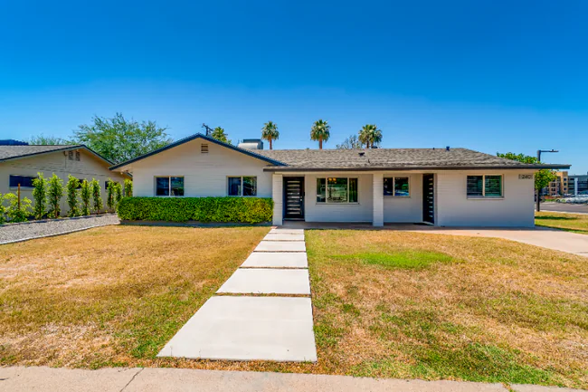 2401 E Elm St Phoenix, AZ 85016 photo 2