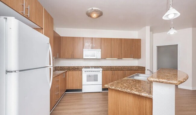 1480 Broadway San Diego, CA 92101 photo 3