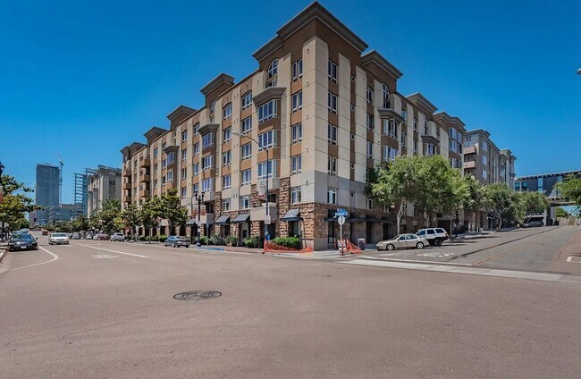 1480 Broadway San Diego, CA 92101 photo 2