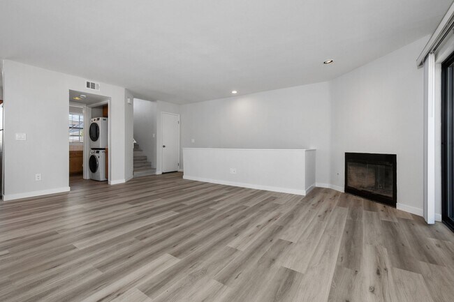829 San Jose Pl San Diego, CA 92109 photo 5