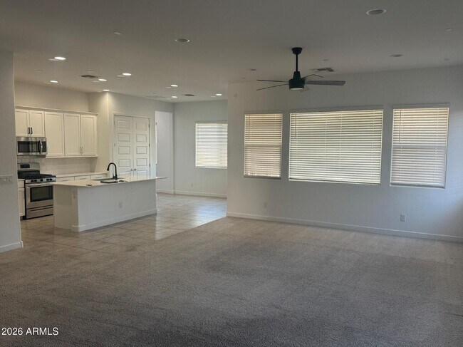 12556 W Calle De Baca Peoria, AZ 85383 photo 5