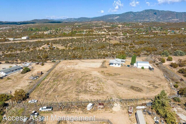 39610 Howard Rd Anza, CA 92539 photo 4