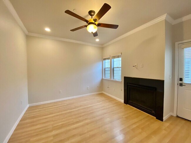 140 Valley Oak Dr Napa, CA 94558 photo 5