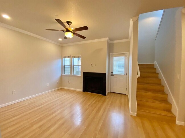 140 Valley Oak Dr Napa, CA 94558 photo 4