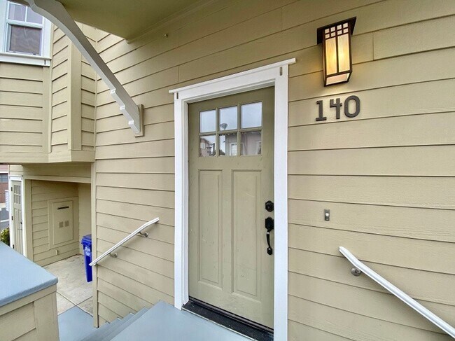 140 Valley Oak Dr Napa, CA 94558 photo 3