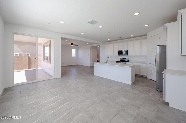 12073 Calle de Pompas W Peoria, AZ 85383 photo 4