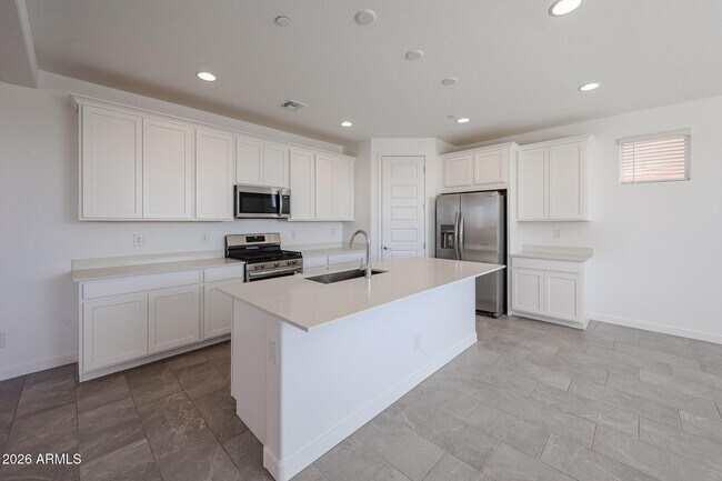12073 Calle de Pompas W Peoria, AZ 85383 photo 2