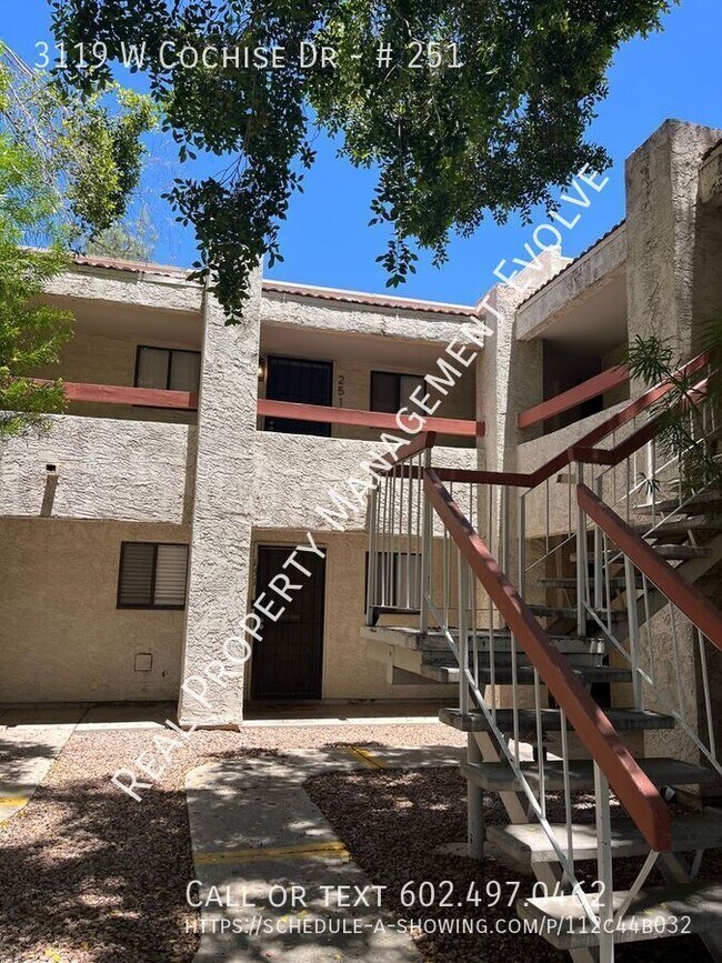 3119 W Cochise Dr Phoenix, AZ 85051 photo 3