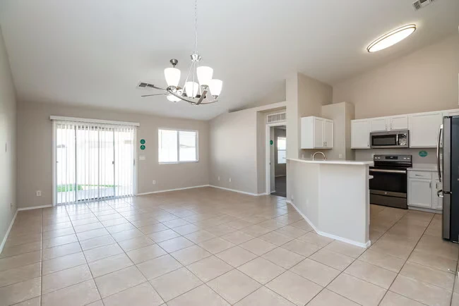 4882 E Meadow Mist Ln San Tan Valley, AZ 85140 photo 5