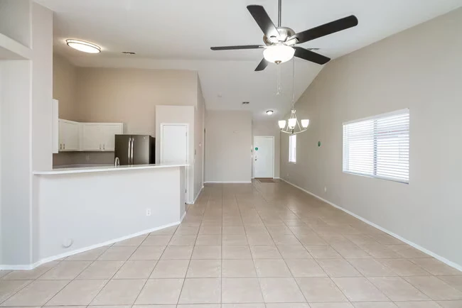 4882 E Meadow Mist Ln San Tan Valley, AZ 85140 photo 3