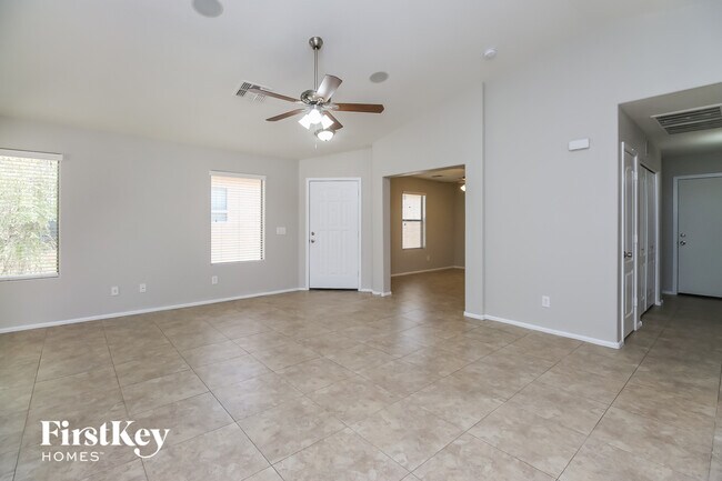 4186 E Aragonite Ln San Tan Valley, AZ 85143 photo 3