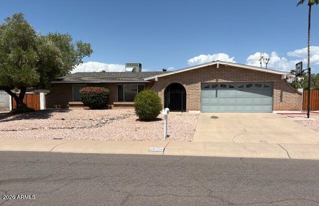 5218 E Sheena Dr photo 2