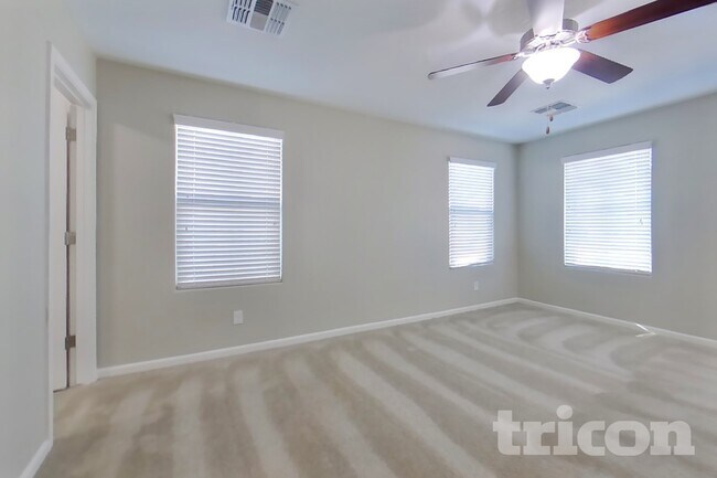 12564 W Hummingbird Terrace Peoria, AZ 85383 photo 5