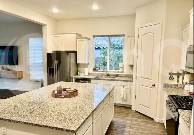 8526 W Sonoma Way Florence, AZ 85132 photo 3