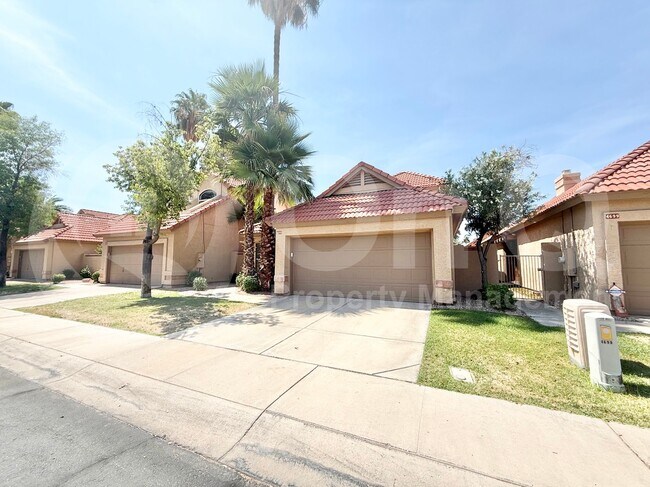 4695 W Ivanhoe St Chandler, AZ 85226 photo 2