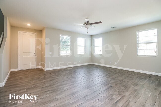 305 N Sunrise Mesa, AZ 85207 photo 2