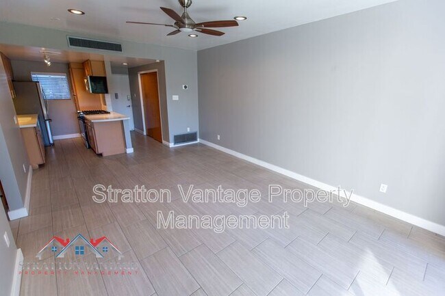 6125 E Indian School Rd Scottsdale, AZ 85251 photo 4