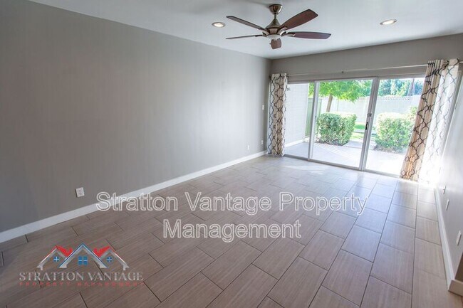 6125 E Indian School Rd Scottsdale, AZ 85251 photo 5