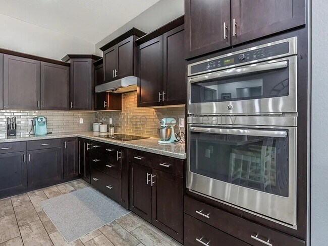 12064 S 186th Ave Goodyear, AZ 85338 photo 3