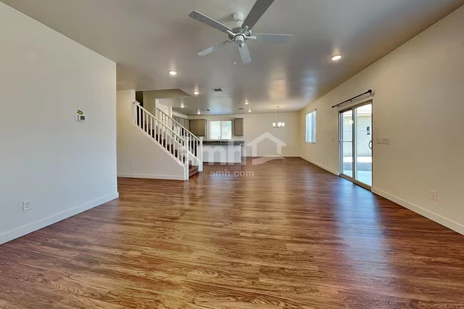 4206 S 105th Dr Tolleson, AZ 85353 photo 5