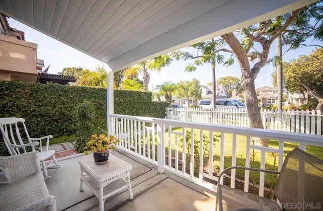 141 I Ave Coronado, CA 92118 photo 2