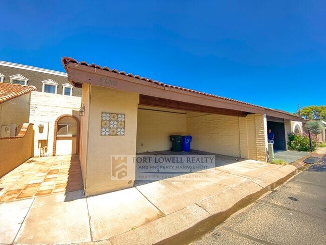 2630 E Roma Ave Phoenix, AZ 85016 photo 2