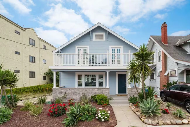 2454 Union St San Diego, CA 92101