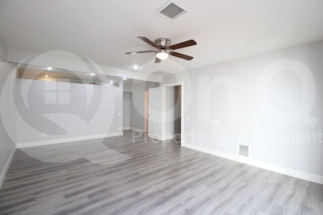 6149 E Delcoa Ave Scottsdale, AZ 85254 photo 3