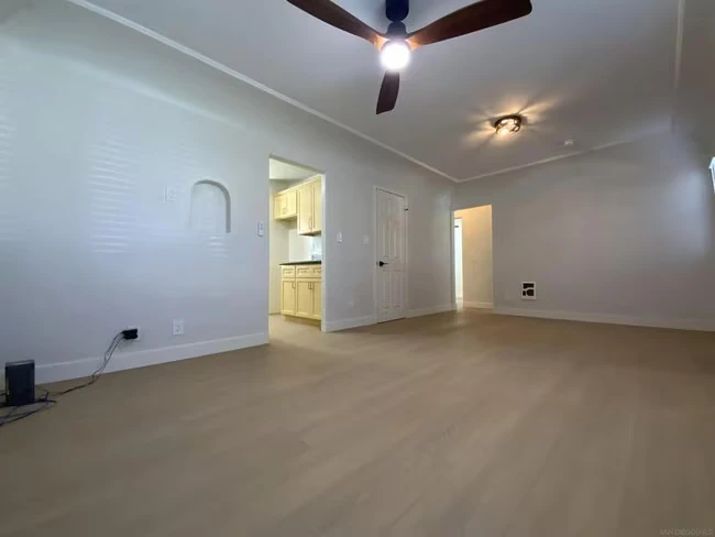 520 Glover Ave Chula Vista, CA 91910 photo 4