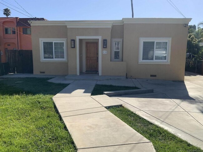 520 Glover Ave Chula Vista, CA 91910