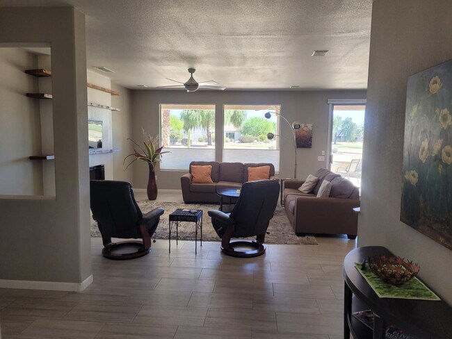 16248 W Tuscany Way Surprise, AZ 85374 photo 2