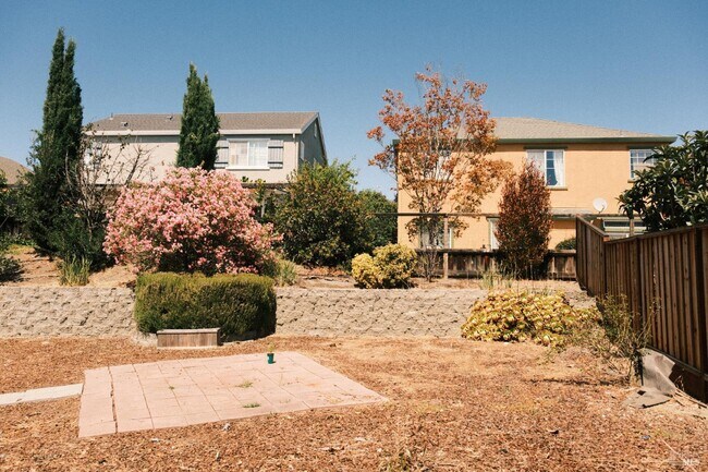 3350 Harbor Moon Ct Vallejo, CA 94591 photo 5