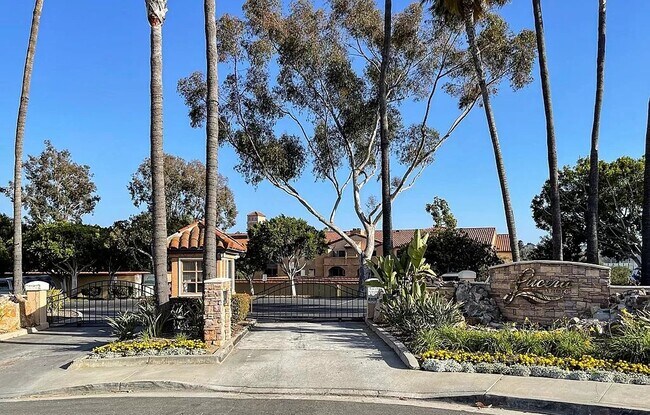 7190 Shoreline Dr San Diego, CA 92122 photo 3