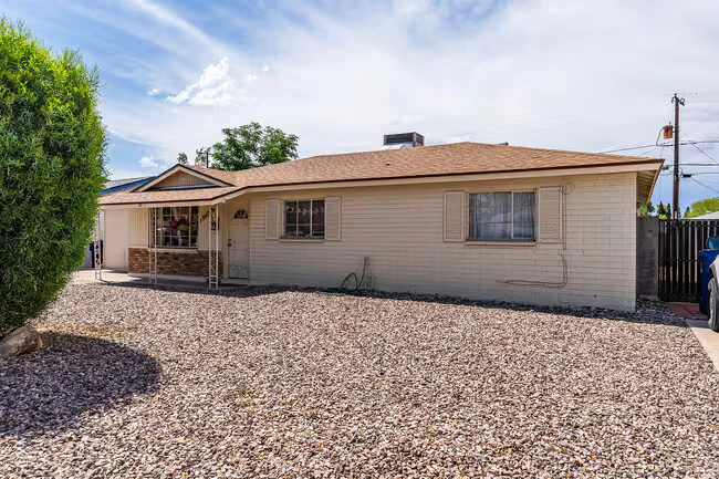 1345 E Orange St photo 4