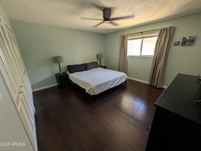 1039 E Larkspur Ln Tempe, AZ 85288 photo 5