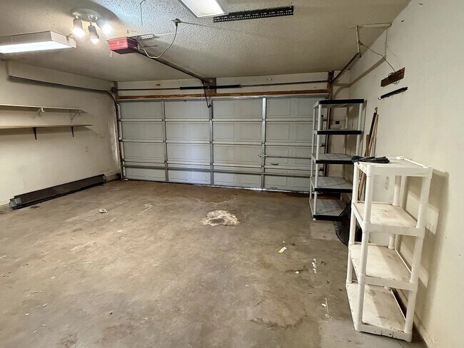 30441 N Plantation Dr photo 2