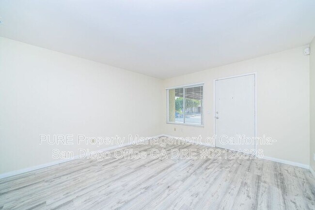 4568 Golden Ridge Dr Oceanside, CA 92056 photo 3