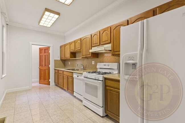 1640-1642-1642 Leavenworth St San Francisco, CA 94109 photo 4