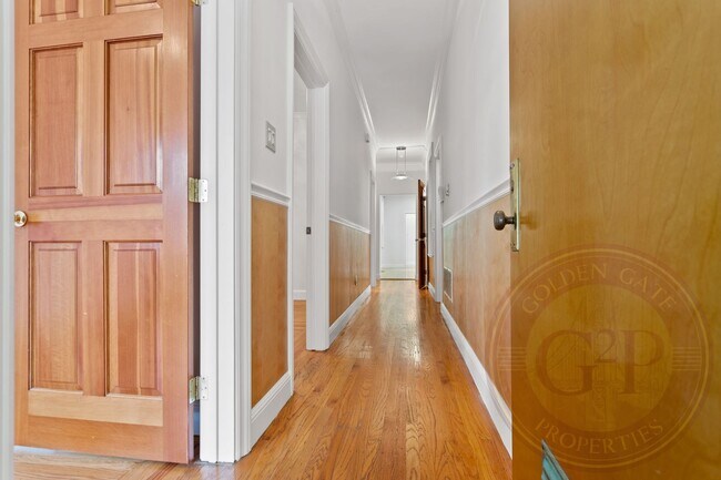 1640-1642-1642 Leavenworth St San Francisco, CA 94109 photo 2