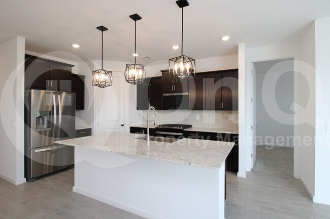 45 S 176th Dr Goodyear, AZ 85338 photo 3