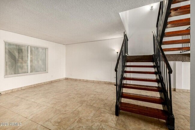 3109 W Harmont Dr Phoenix, AZ 85051 photo 5