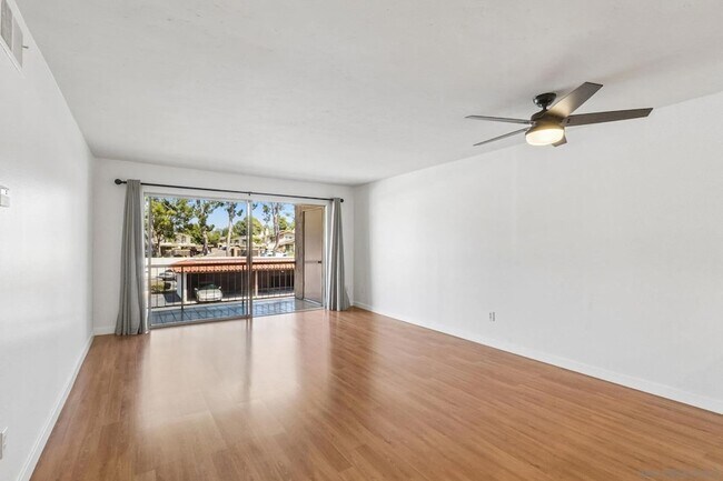10767 San Diego Mission Rd San Diego, CA 92108 photo 4