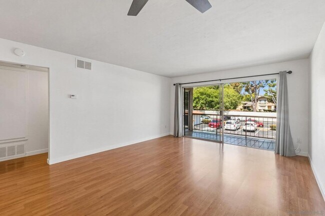 10767 San Diego Mission Rd San Diego, CA 92108 photo 5