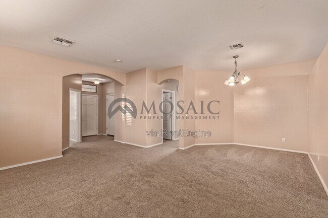 2317 S 88th Dr Tolleson, AZ 85353 photo 4